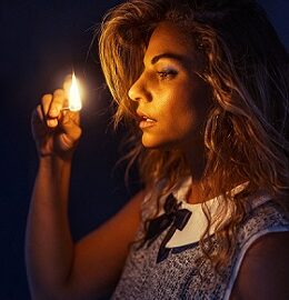 "יומני הבית השרוף" – הצגת יחיד