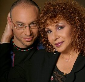 "כשאמא באה הנה" – אופירה גלוסקא וגיא שגיא